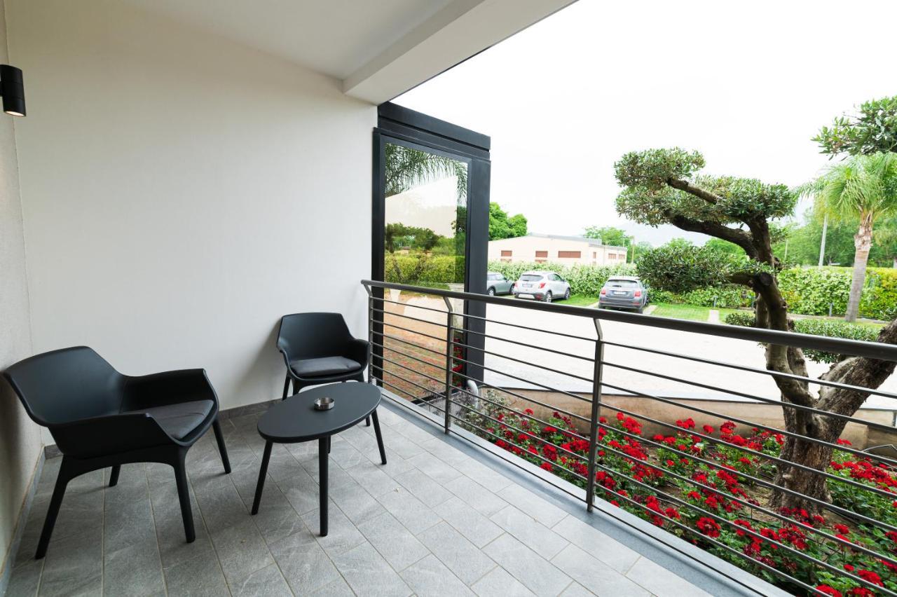Dimora Delle Rose Agriresort Brusciano Exterior photo